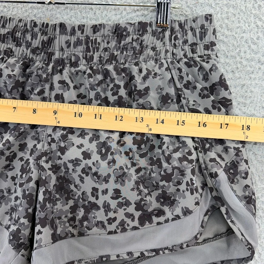 Athleta Womens Grey Leopard Floral Print Running Shorts Mesh Trim Size M